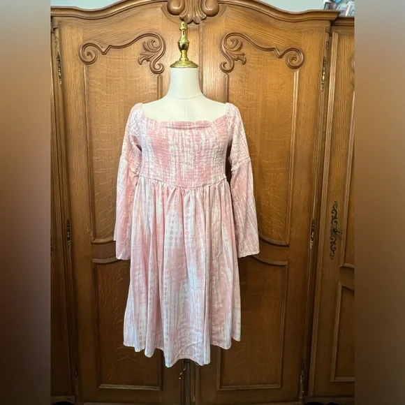 Pink & White Tie Dye Off Shoulder Dress - Picture 5 of 8